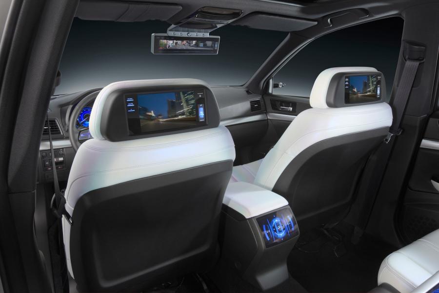 Subaru Legacy Concept 2008 года  (фото 13 из 35)